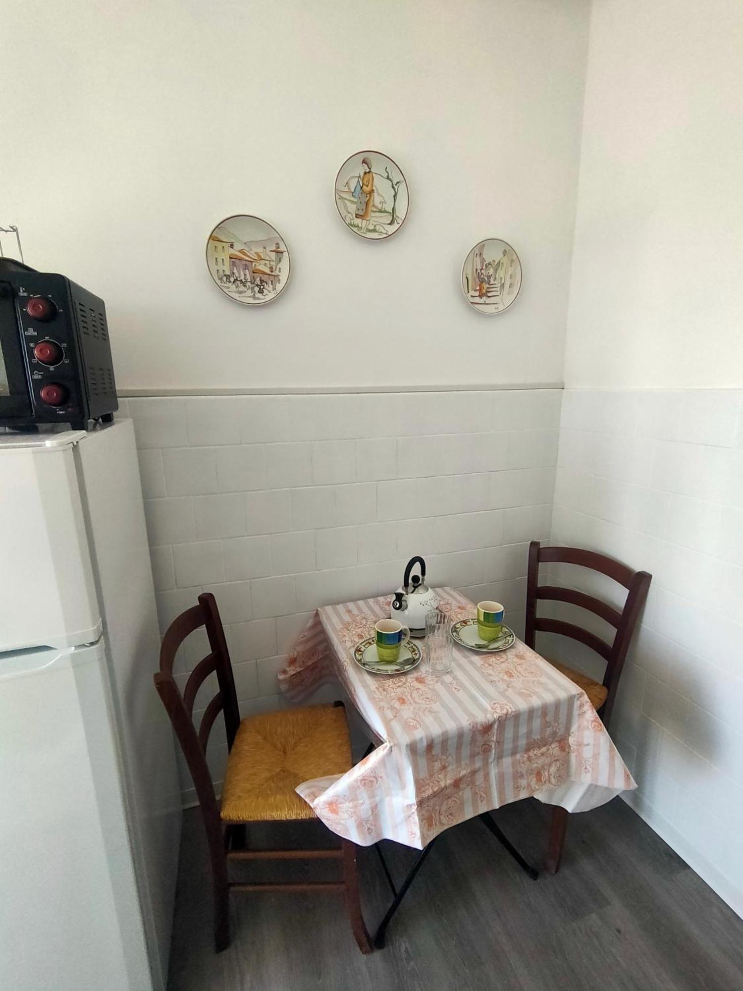 Bibbi'S House San Lorenzo ローマ エクステリア 写真